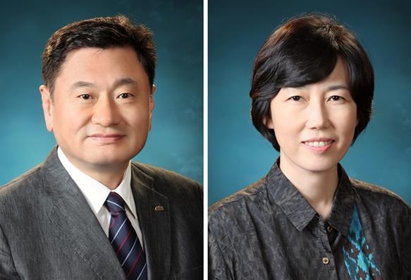 을지재단 박준영 회장(오른쪽)과 을지대학교 홍성희 총장(왼쪽)
