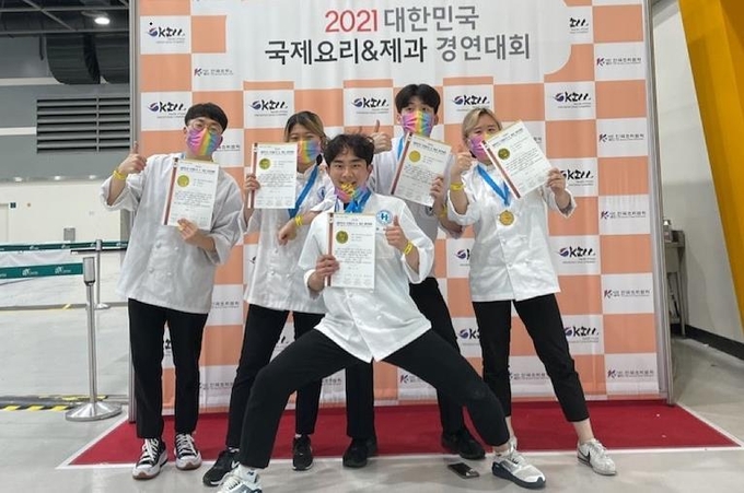 금상을 수상한 Shape of flavor팀