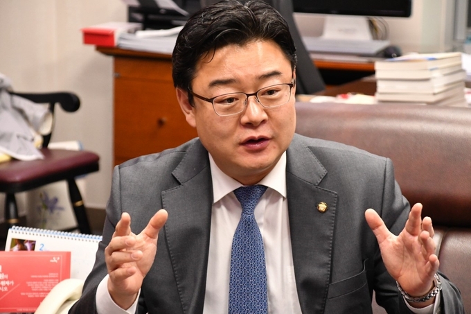 오는 27일 국민의힘 경기도당 위원장 취임을 앞두고 있는 김성원 국회의원