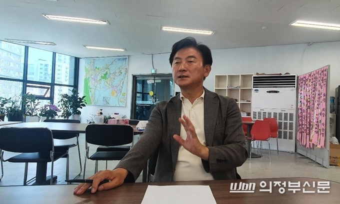 김동근 의정부시장 당선인의 인터뷰 모습(사진설명)