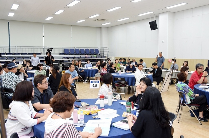 지난 7월 1일부터 15일까지 매주 토요일마다 '의정부시 소각장 문제 해결을 위한 시민공론장'이 펼쳐졌다.(사진설명)