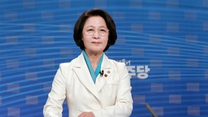 추미애, 민주당 경기지사 후보 확정…과반 득표로 본선행