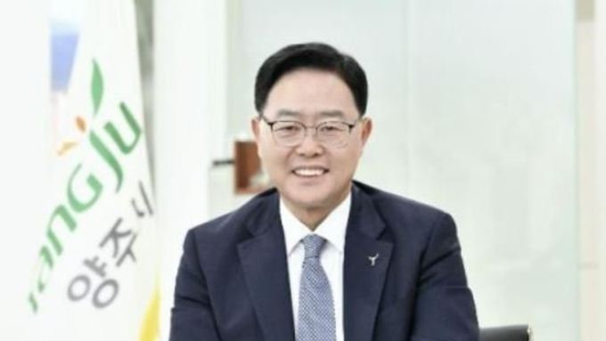 '식사제공 혐의' 강수현, 항소심도 벌금 90만원…직 유지·선거 출마 가능